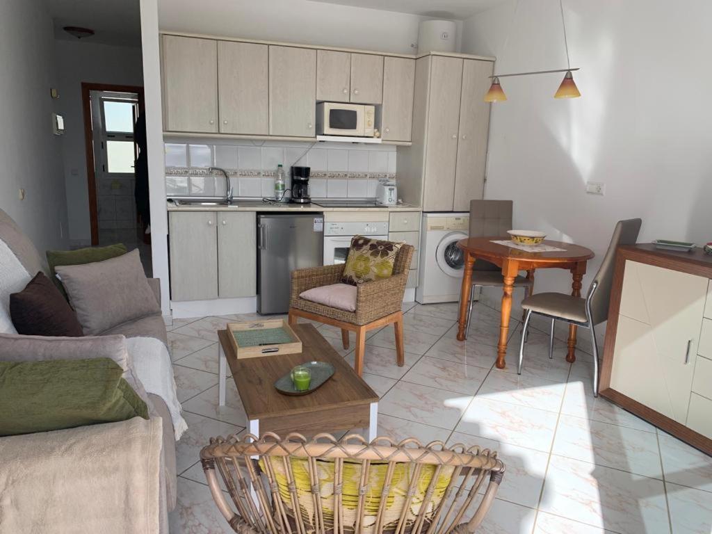 Apartamentos Bahia Playa. Costa Calma. エクステリア 写真